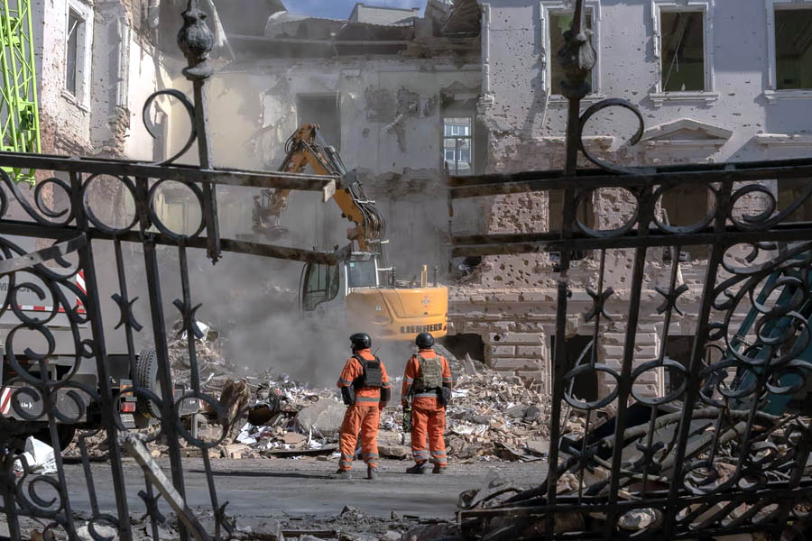 Independent monitors confirm Kremlin claims of new and symbolically important advances in east of Ukraine